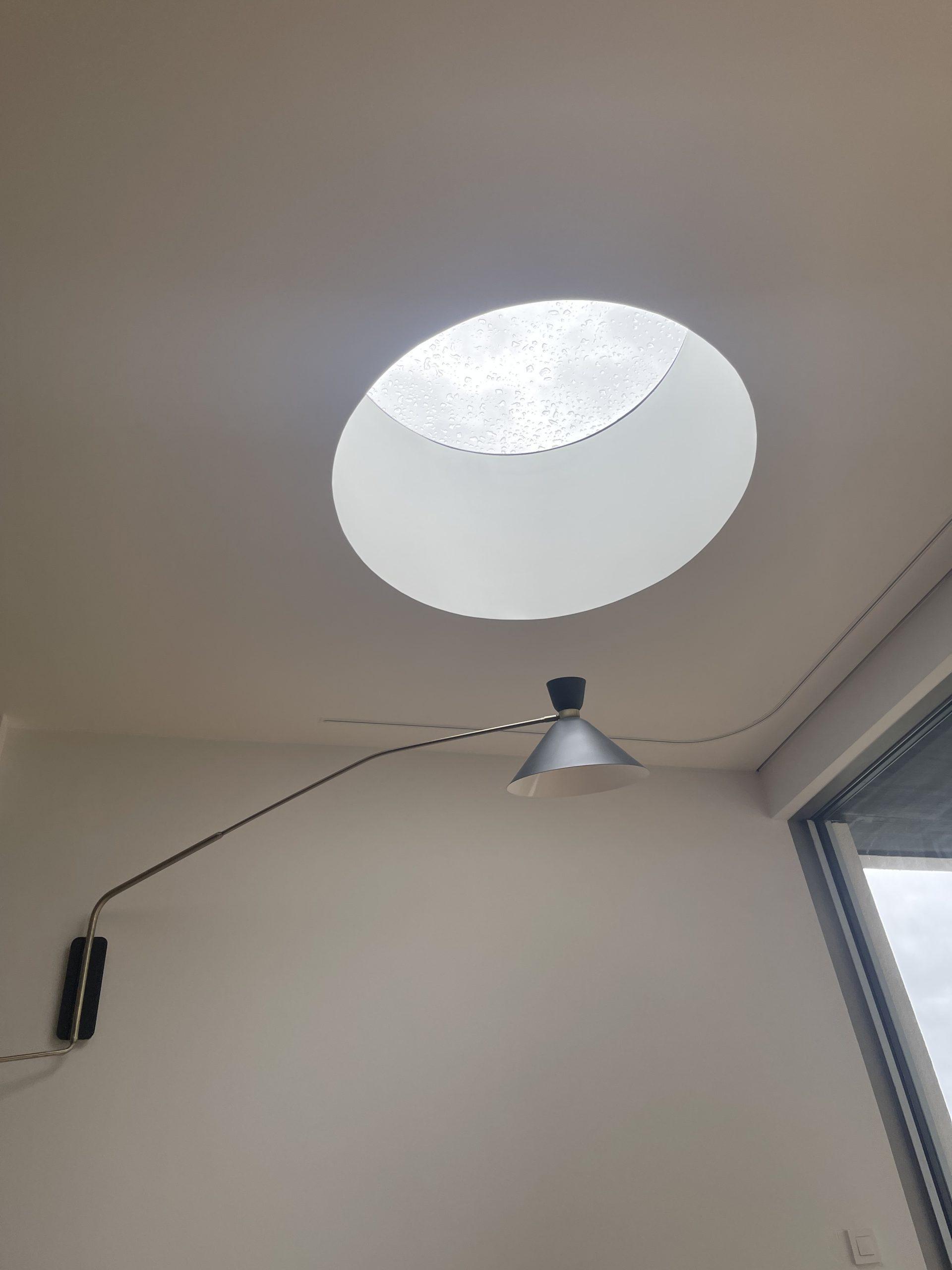 Frameless circular round skylight rooflight by overhead glazing