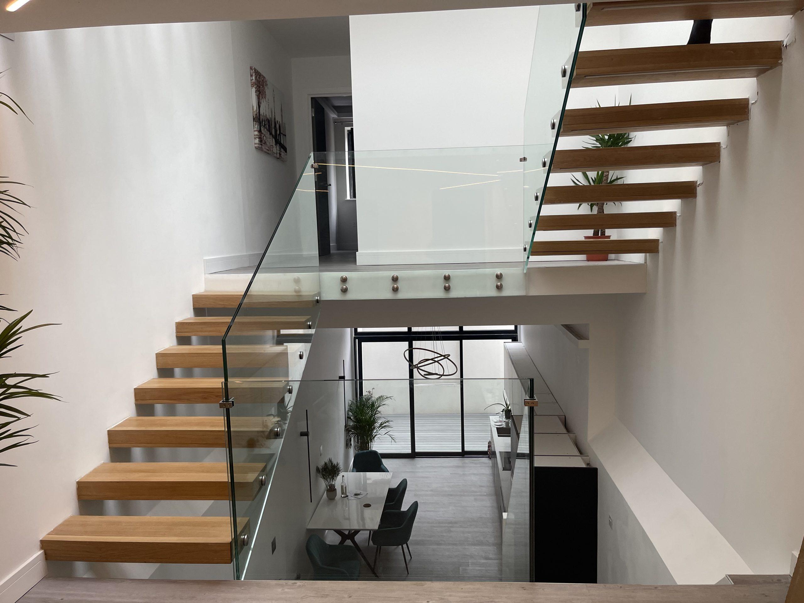 Frameless Glass Balustrade – Stair Bolt